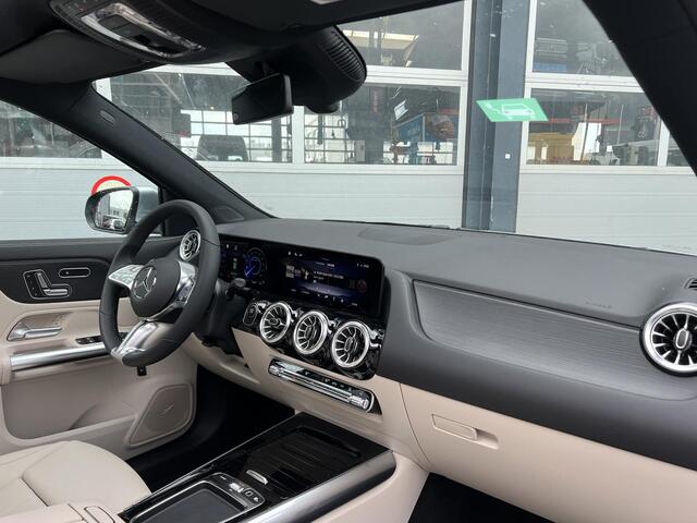 Mercedes-Benz EQA 250+ Luxury LIMITED | Beige Interieur | Panoramadak | 360° Camera | Elektrisch Verstelbare Stoelen + Memory | Donkergetint Glas Achter | Dodehoekassistent | Apple CarPlay | Android Auto | Stoelverwarming | Sfeerverlichting | Parkeersensoren | 17% bijtelli