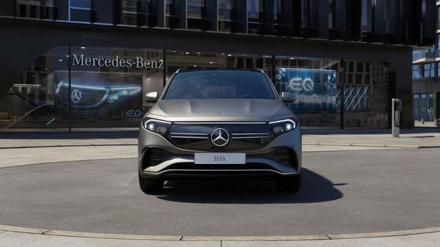 Mercedes-Benz EQA 250+ AMG Line 71 kWh | Panoramadak | Headup | Burmester | 20" lichtmetalen velgen | Sfeerverlichting | Stoelverwaring |