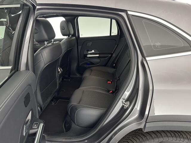 Mercedes-Benz EQA 250 Business Solution Luxury 67 kWh [ 3-Fase ] (INCL.BTW) *PANO | AMBIENT-LIGHT | 1/2LEATHER | FULL-LED | BLIND-SPOT | WIDESCREEN-DIGI-COCKPIT | SPORT-SEATS | CAMERA | NAVI-FULLMAP | 18''ALU*