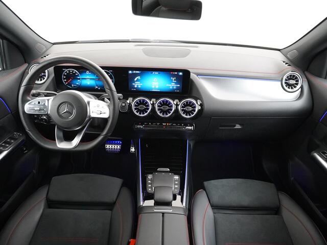 Mercedes-Benz EQA AUT. 250 67kWh AMG Camera Navi Mercedes & Me Apps Apple Carplay Android LED-high-performance WiFi-vb. Multi-Media Active-Park+Rem+Grootlicht-Assist PDC-a+v LED-a+v Digital Dashboard Dual-Ecc Sportst+Leer/Alcantara+Verwarmd Keyless Lane-Assist ESP DAB 191p