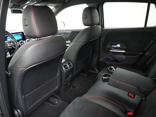 Mercedes-Benz EQA AUT. 250 67kWh AMG Camera Navi Mercedes & Me Apps Apple Carplay Android LED-high-performance WiFi-vb. Multi-Media Active-Park+Rem+Grootlicht-Assist PDC-a+v LED-a+v Digital Dashboard Dual-Ecc Sportst+Leer/Alcantara+Verwarmd Keyless Lane-Assist ESP DAB 191p