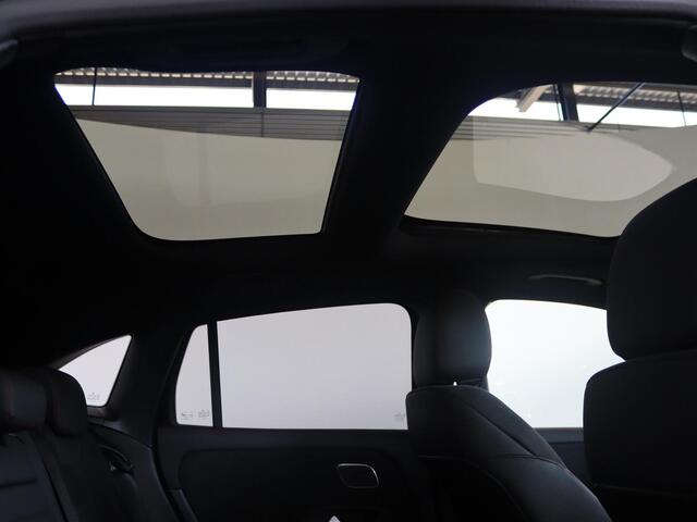 Mercedes-Benz EQA 250+ Business Solution AMG 71 kWh | Winter-pakket | Panoramadak | Burmester | Head-up display | Achteruitrijcamera