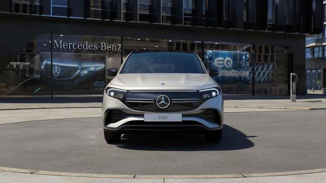 Mercedes-Benz EQA 250 AMG Line 67 kWh | Night | Panoramadak | Stoelverwarming | Sfeerverlichting | Achteruitrijcamera | 19" lichtmetalen velgen |