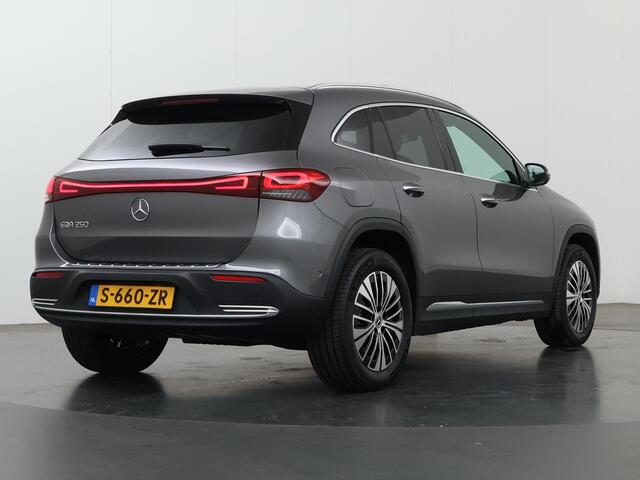 Mercedes-Benz EQA 250 Luxury Line 67 kWh | Panoramadak | |Premium pakket | Stoelverwarming |