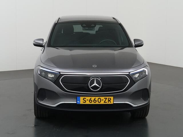 Mercedes-Benz EQA 250 Luxury Line 67 kWh | Panoramadak | |Premium pakket | Stoelverwarming |