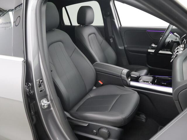 Mercedes-Benz EQA 250 Luxury Line 67 kWh | Panoramadak | |Premium pakket | Stoelverwarming |