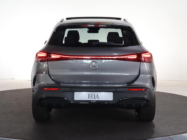 Mercedes-Benz EQA 250+ Business Solution AMG 71 kWh | panoramadak | Memory stoelen | dodehoek detectie | warmtewerend glas