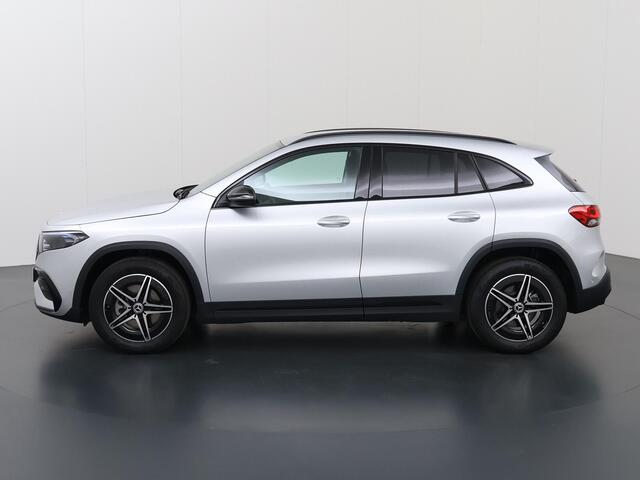 Mercedes-Benz EQA 250 AMG 67 kWh | Sfeerverlichting | Widescreen | Getint glas | Dodehoekassistent |