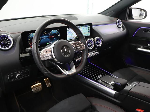 Mercedes-Benz EQA 250 AMG 67 kWh | Sfeerverlichting | Widescreen | Getint glas | Dodehoekassistent |
