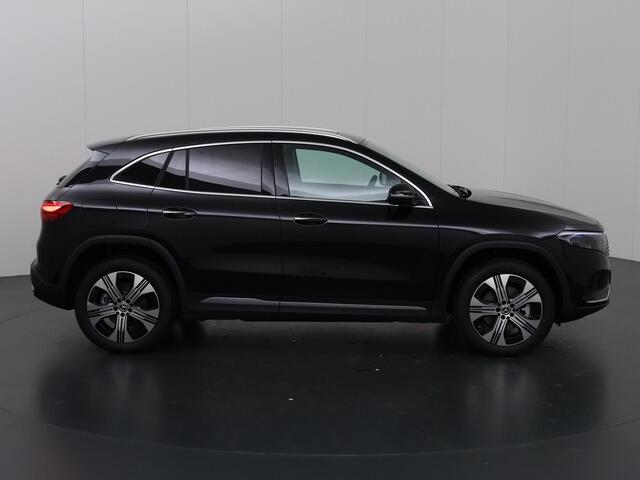 Mercedes-Benz EQA 250+ Luxury Line 71 kWh | Panoramaschuifdak | Winterpakket | Apple CarPlay
