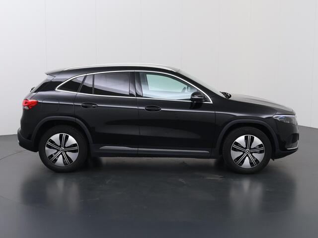 Mercedes-Benz EQA 250 Luxury Line 67 kWh | Getint glas | Sfeerverlichting | Widescreen |