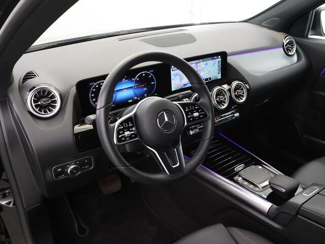 Mercedes-Benz EQA 250 Luxury Line 67 kWh | Getint glas | Sfeerverlichting | Widescreen |