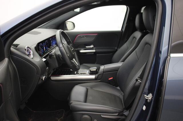 Mercedes-Benz EQA 250 Business Solution Luxury 67 kWh - Camera, Trekhaak