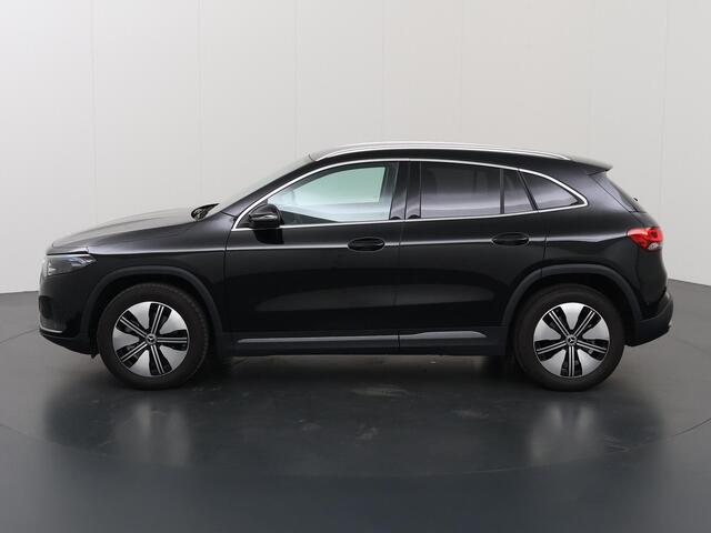 Mercedes-Benz EQA 250 Luxury Line 67 kWh | Getint glas | Widescreen | Sfeerverlichting |