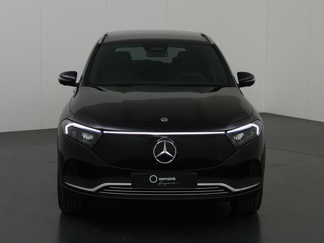 Mercedes-Benz EQA 250+ Business Solution Luxury 71 kWh | Panoramaschuifdak | Trekhaak | 360°-camera | Winter pakket | KEYLESS-GO