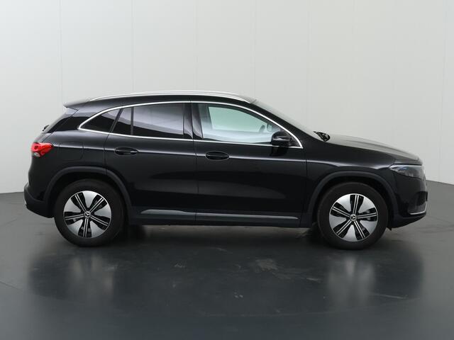 Mercedes-Benz EQA 250 Luxury Line 67 kWh | Getint glas | Sfeerverlichting | Widescreen |