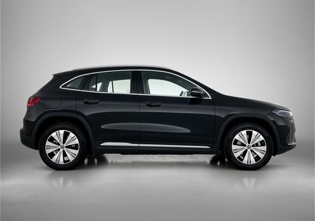 Mercedes-Benz EQA 250+ Business Solution 71 kWh | Parkeerpakket met achteruitrijcamera | Extra USB-poorten | Zitcomfortpakket| Sfeerverlichting | EASY PACK achterklep | Stoelverwarming voor | Licht- en zicht pakket|