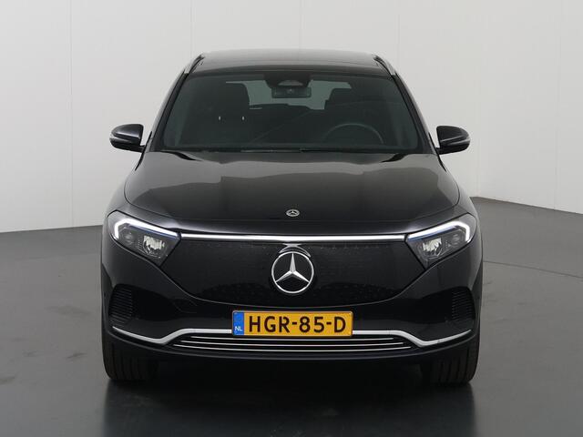 Mercedes-Benz EQA 250+ Business Line 71 kWh | Panoramadak | Trekhaak | Distronic | Stoelverwarming | Donker getint glas |