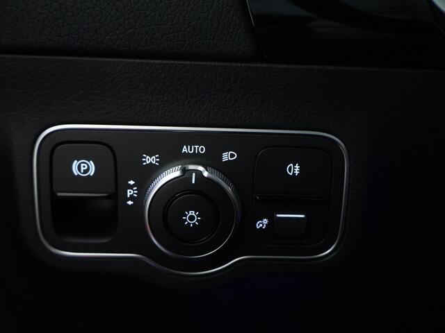 Mercedes-Benz EQA 250+ Business Solution AMG 71 kWh | Parkeerpakket met 360°-camera | KEYLESS-GO comfort pakket | Premium Plus pakket | GUARD 360° Voertuigbescherming Plus | EASY PACK achterklep | Dodehoekassistent |