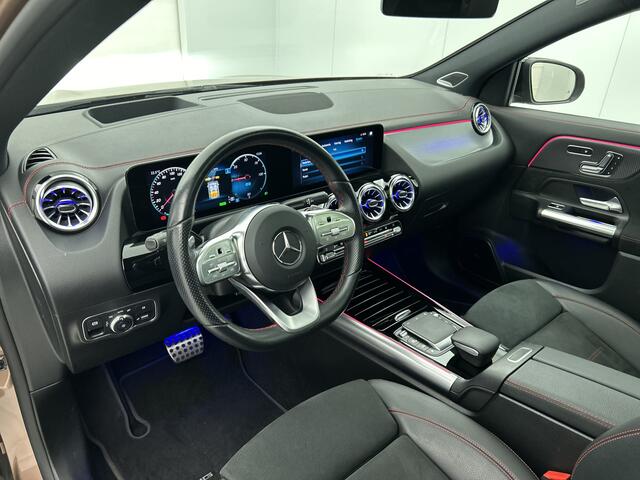 Mercedes-Benz EQA 250 Business Solution AMG 67 kWh | 1e eigenaar | Panoramadak | Trekhaak | LED | Burmester | stoelgeheugen | (even checken op foto)