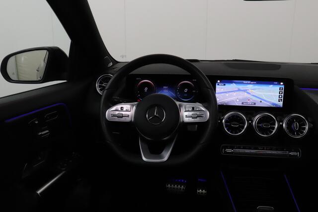 Mercedes-Benz EQA 250 AMG 67 kWh Pano-dak Camera Trekhaak Head-up