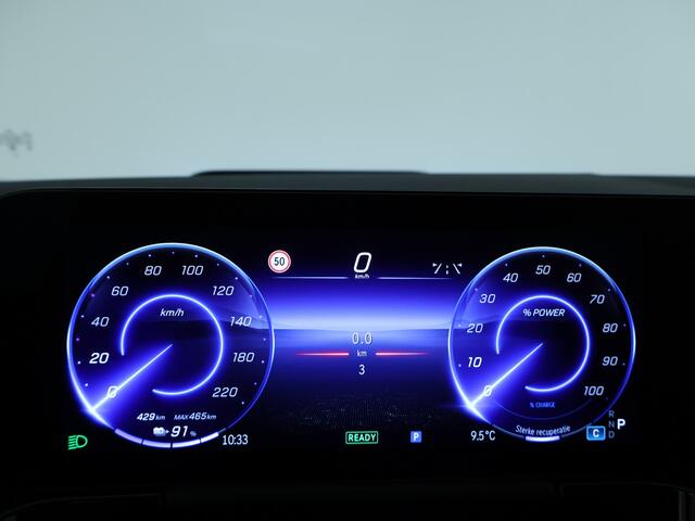 Mercedes-Benz EQA 250+ AMG Line 71 kWh | Nightpakket | Premium pakket | Parkeerpakket met 360°-camera | KEYLESS-GO comfort pakket | Extra USB-poorten | EASY PACK achterklep | Head-up display | Dodehoekassistent |