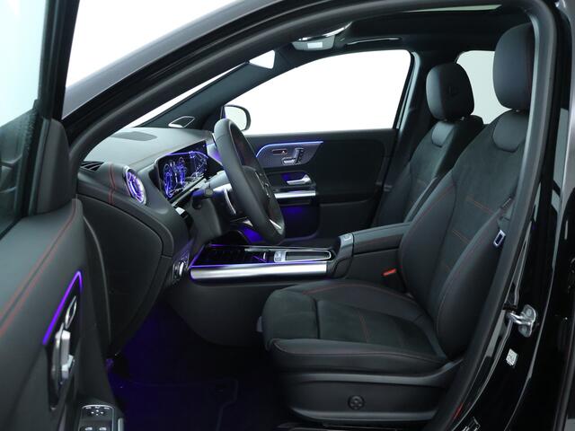Mercedes-Benz EQA 250+ AMG Line 71 kWh | Nightpakket | Premium pakket | Parkeerpakket met 360°-camera | KEYLESS-GO comfort pakket | Extra USB-poorten | EASY PACK achterklep | Head-up display | Dodehoekassistent |