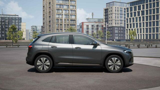 Mercedes-Benz EQA 250+ Essential Line 71 kWh | Achteruitrijcamera | Dodehoekassistent | Essential Plus pakket | Stoelverwarming voor | Spiegelpakket |