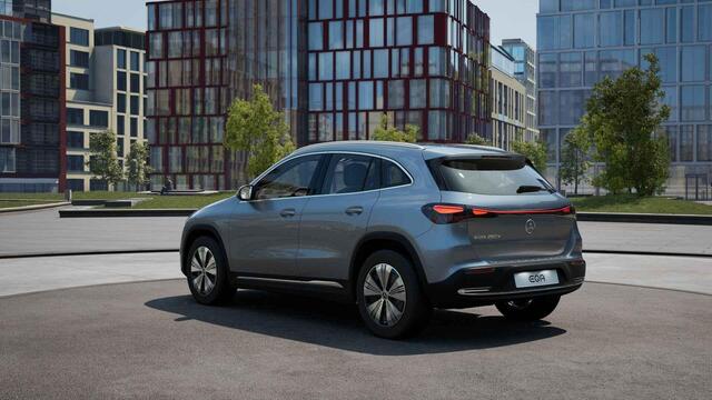 Mercedes-Benz EQA 250+ Essential Line 71 kWh | Achteruitrijcamera | Dodehoekassistent | Essential Plus pakket | Stoelverwarming voor | Spiegelpakket |