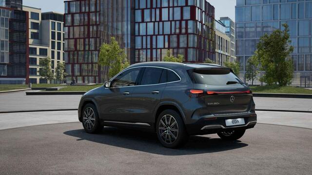 Mercedes-Benz EQA 250+ Business Solution AMG 71 kWh | Panoramaschuifdak | Head-up display | 360° camera | Burmester | Winter pakket | Stoelverwarming voor | Premium Plus |