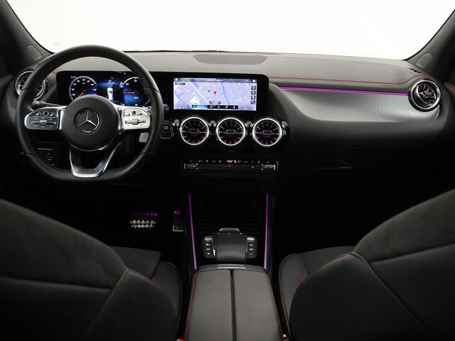 Mercedes-Benz EQA 250 AMG Line 67 kWh | Sfeerverlichting | Stoelverwarming | Achteruitrijcamera | Widescreen |