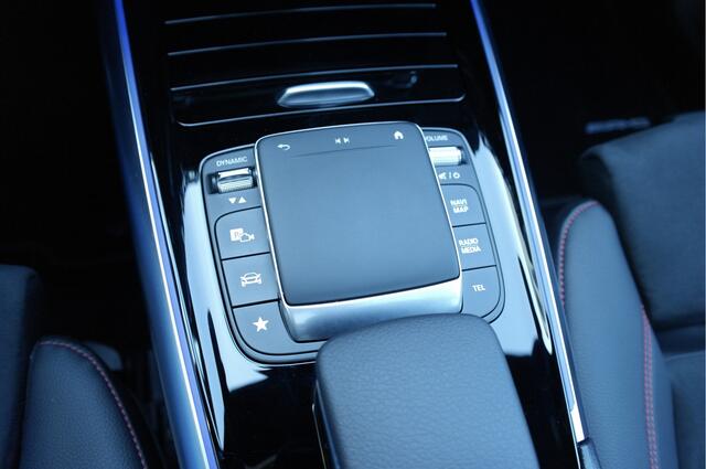 Mercedes-Benz EQA 250 Edition 1 67 kWh AMG-Pakket | Dealer Onderhouden | Pano | Carplay | Burmester | Sfeer