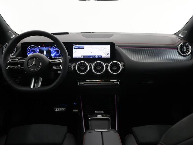 Mercedes-Benz EQA 250+ Business Solution AMG 71 kWh | Panoramadak | Head-Up display | Winterpakket | Stoelverwarming |