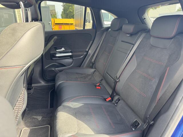 Mercedes-Benz EQA 250+ AMG Line 71 kWh |Pano |Sfeer |Alcantara |Camera |Stoelverw.