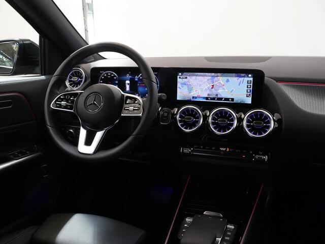 Mercedes-Benz EQA 250 Luxury Line 67 kWh | Getint glas | Widescreen | Sfeerverlichting |