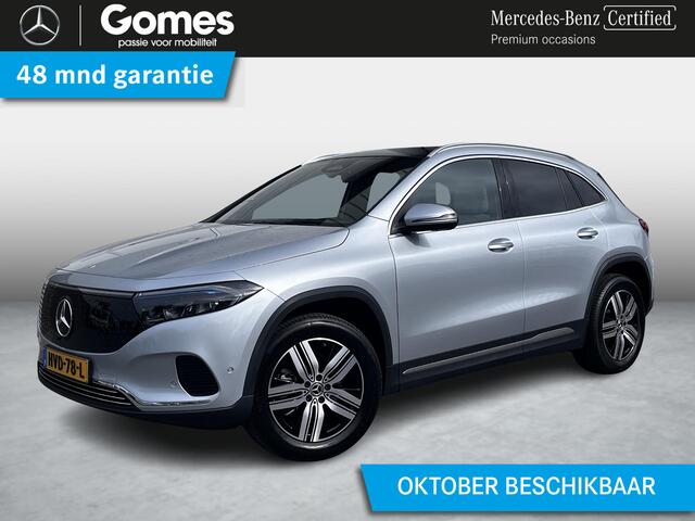 Mercedes-Benz EQA 250+ Luxury Line | Panoramadak | Trekhaak | Beige Interieur | Elektrisch Verstelbare Stoelen + Memory | 360° Camera | Donkergetint Glas Achter | Dodehoekassistent | Apple CarPlay | Android Auto | Stoelverwarming | Sfeerverlichting | Parkeersensoren