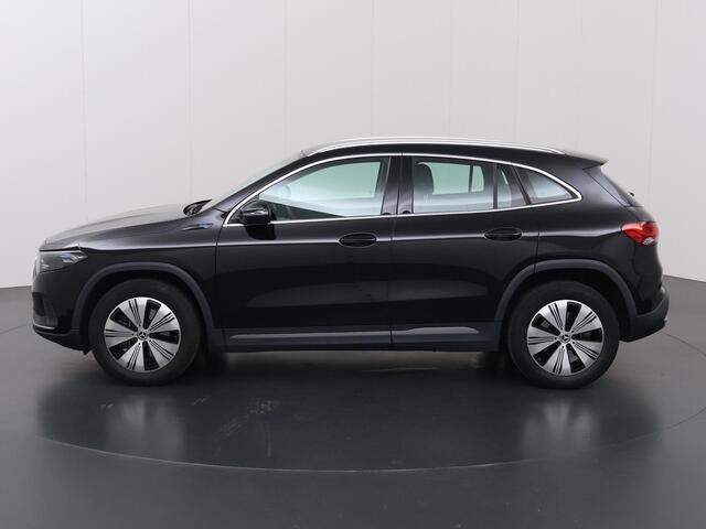 Mercedes-Benz EQA 250 Business Solution AMG 67 kWh | Stoelverwarming | Achteruitrijcamera | Apple Carplay |