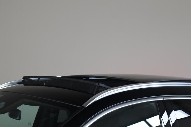 Mercedes-Benz EQA 250+ AMG Line 71 kWh NL- Auto!! Elek Trekhaak I Pano I Sfeerverl