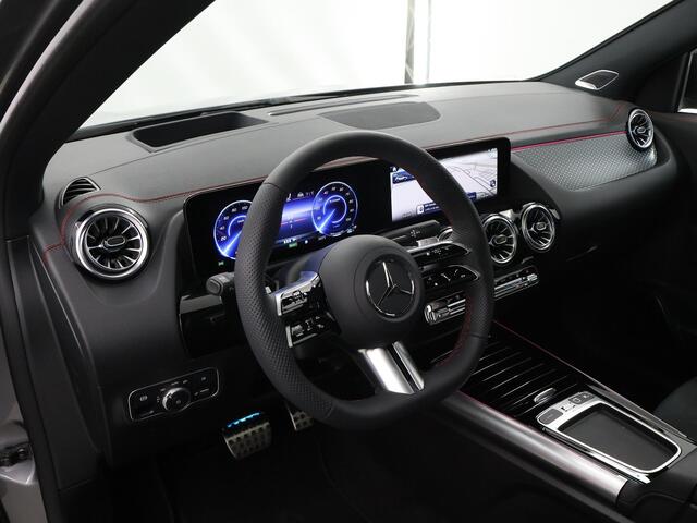 Mercedes-Benz EQA 250+ AMG Line 71 kWh | Night | Panoramadak | Burmester | Head-up display | Rij-assistentie pakket | Memory stoelen | 360 camera |