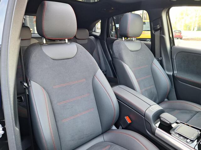 Mercedes-Benz EQA 250+ Business Edition 71 kWh | AMG Line | Panoramadak | Night pakket | Memory pakket | 360° Camera | Dodehoekassistentie | Sfeerverlichting | Keyless-GO | Elektrische achterklep