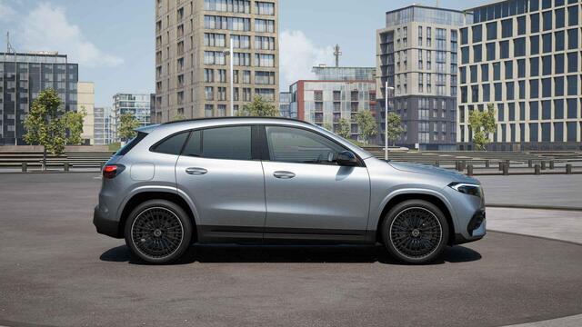 Mercedes-Benz EQA 250+ Business Solution AMG 71 kWh | Panoramaschuifdak | Night | Dodehoekassistent | Head-up | Burmester | Winterpakket |