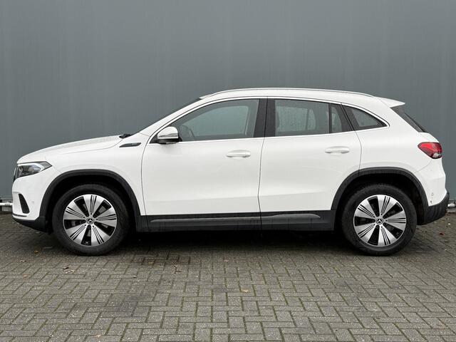 Mercedes-Benz EQA BJR 2021 250 191 PK Business Solution Luxury 67 kWh LEER | STOELVERWARMING | CAMERA | AMBIANCE | CLIMA