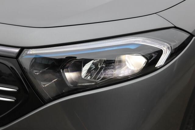 Mercedes-Benz EQA EQA 250 AMG Line 67 kWh l Trekhaak l Burmester l Blindspot l Key