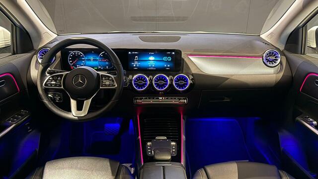 Mercedes-Benz EQA 250 Electric Art 67 kWh + PANO / CAMERA / DODEHOEK / SFEERVERLICHTING