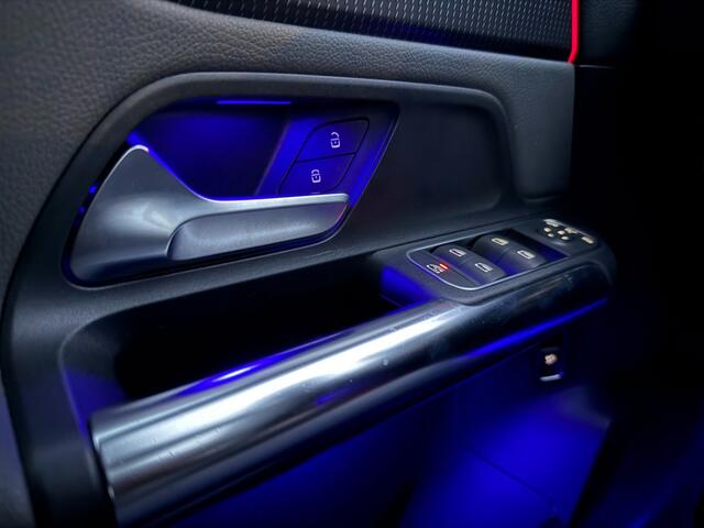 Mercedes-Benz EQA 250 e Luxury met zomer 18 inch en winterset 38000km