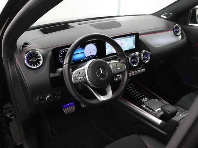 Mercedes-Benz EQA 250 Business Solution AMG 67 kWh | Panoramadak | Night | Memory | Stoelverwarming | Sfeerverlichting |