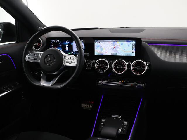 Mercedes-Benz EQA 250 Business Solution AMG 67 kWh | Panoramadak | Night | Memory | Stoelverwarming | Sfeerverlichting |