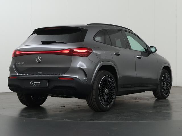 Mercedes-Benz EQA 250+ Business Solution AMG 71 kWh | Panoramaschuifdak | Night | Dodehoekassistent | Head-up | Burmester | Winterpakket |