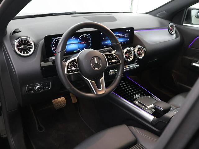 Mercedes-Benz EQA 250 Business Solution Luxury 67 kWh | Achteruitrijcamera | Stoelverwarming | Sfeerverlichting |