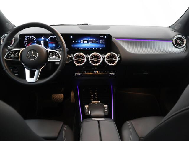 Mercedes-Benz EQA 250 Business Solution Luxury 67 kWh | Achteruitrijcamera | Stoelverwarming | Sfeerverlichting |